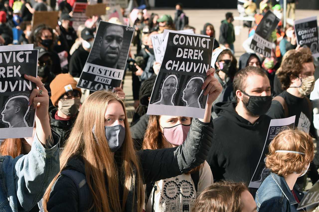 Outside Chauvin trial, protest, media and pleas for peace – Twin Cities