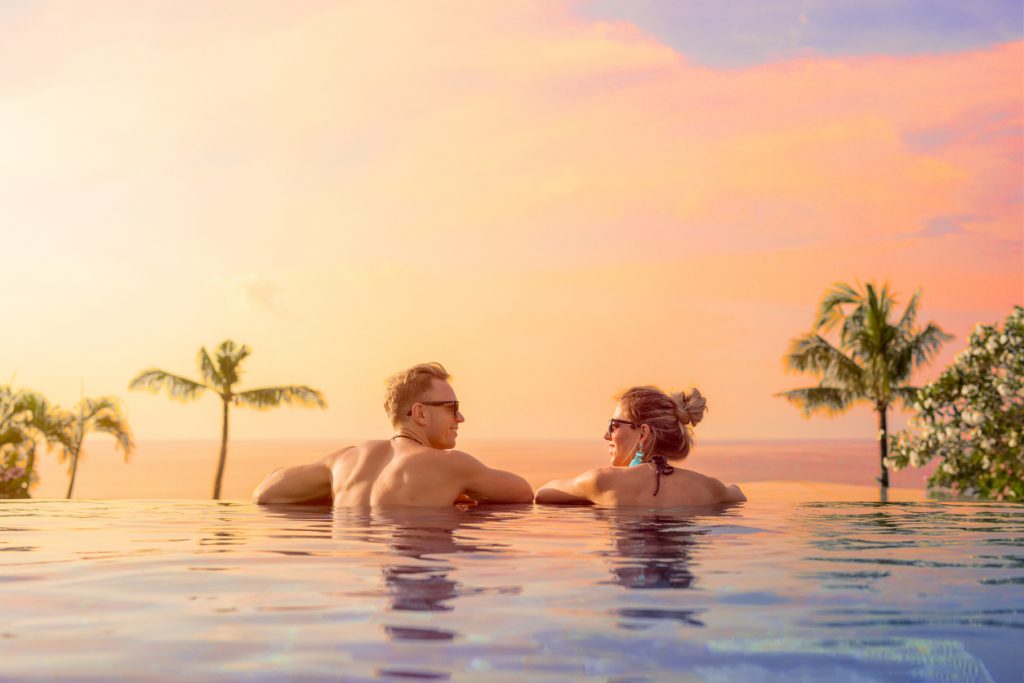 couple in the pool in bali