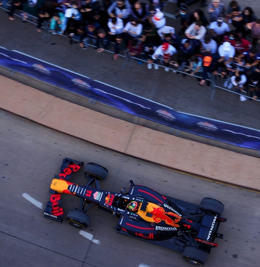 All you need to know about the Red Bull Show Run in Reforma with Checo Perez: Schedules, Access and Transport