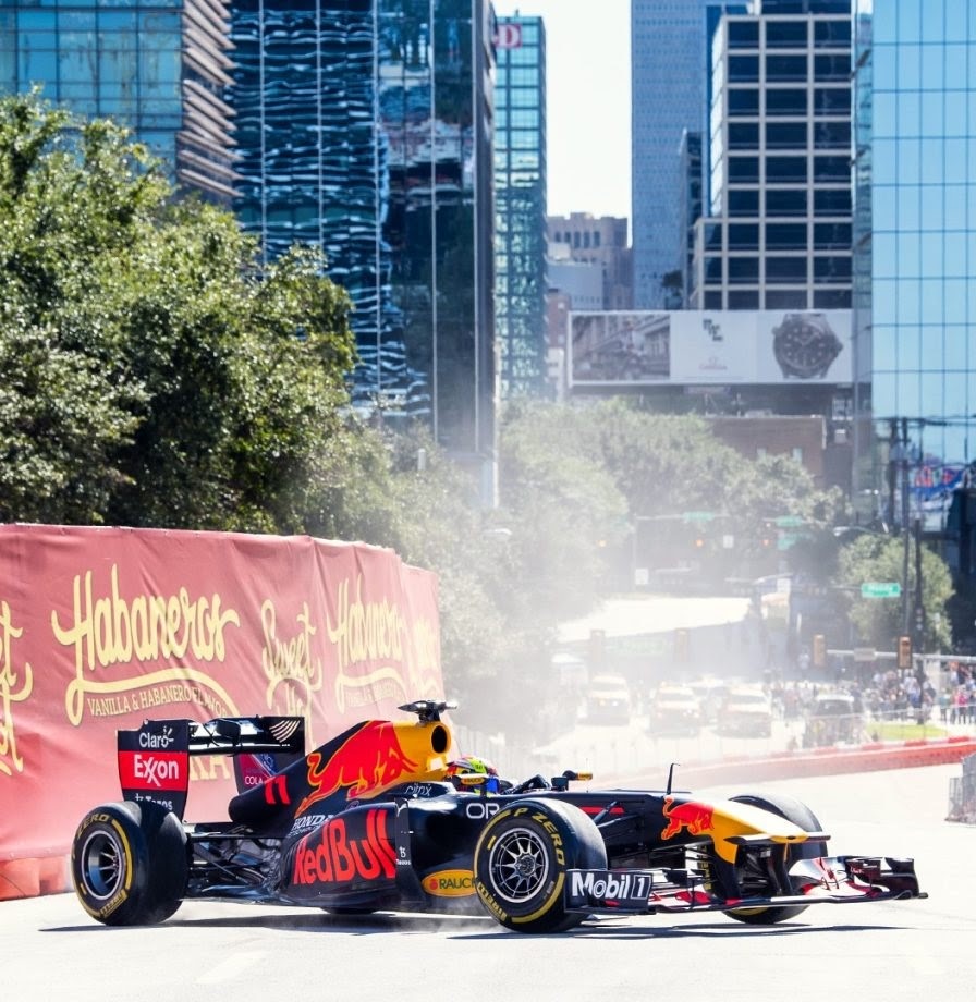 All you need to know about the Red Bull Show Run in Reforma with Checo Perez: Schedules, Access and Transport