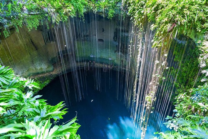 Cenote Chichen Itza