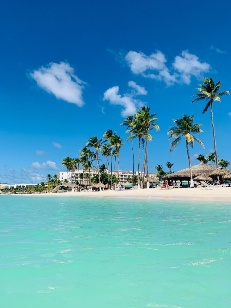 Is It SAFE To Travel To ARUBA Right Now During Covid-19? (NOV. Update)