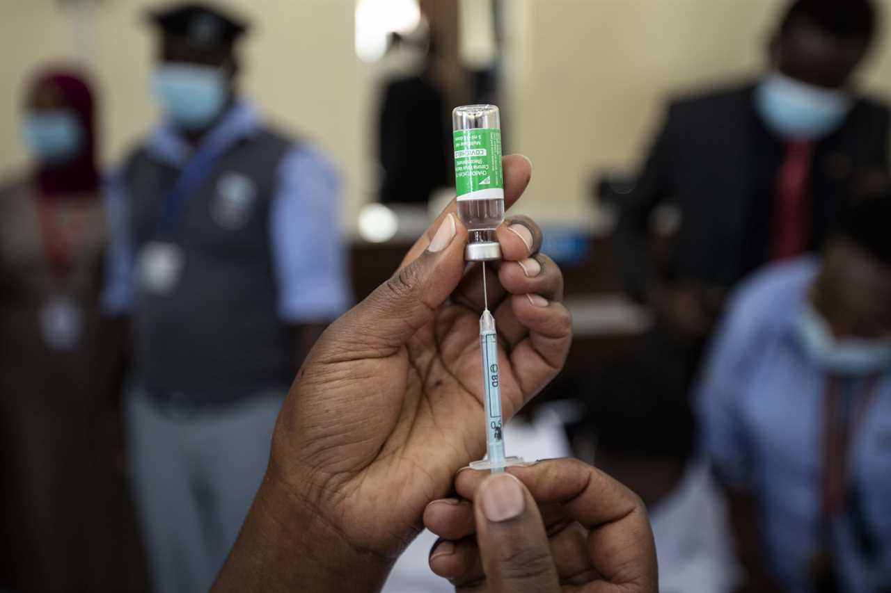 Fears of uncontrolled outbreaks are raised by the failure to vaccinate poor nations