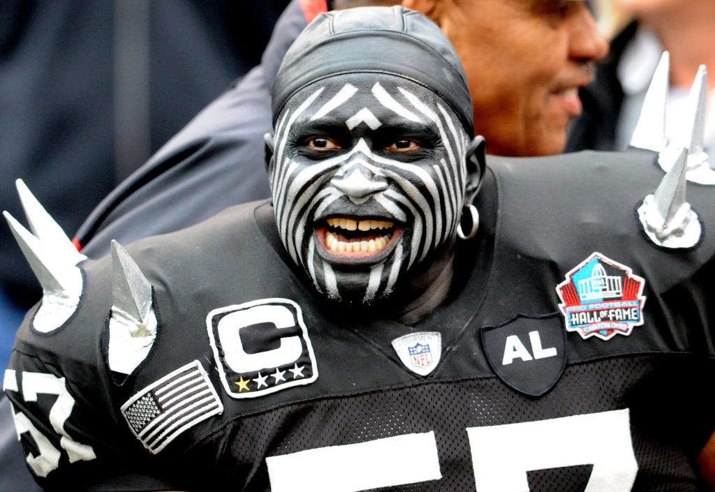 Diehard Raiders Fans Fuming Over Subdued Vegas Atmosphere