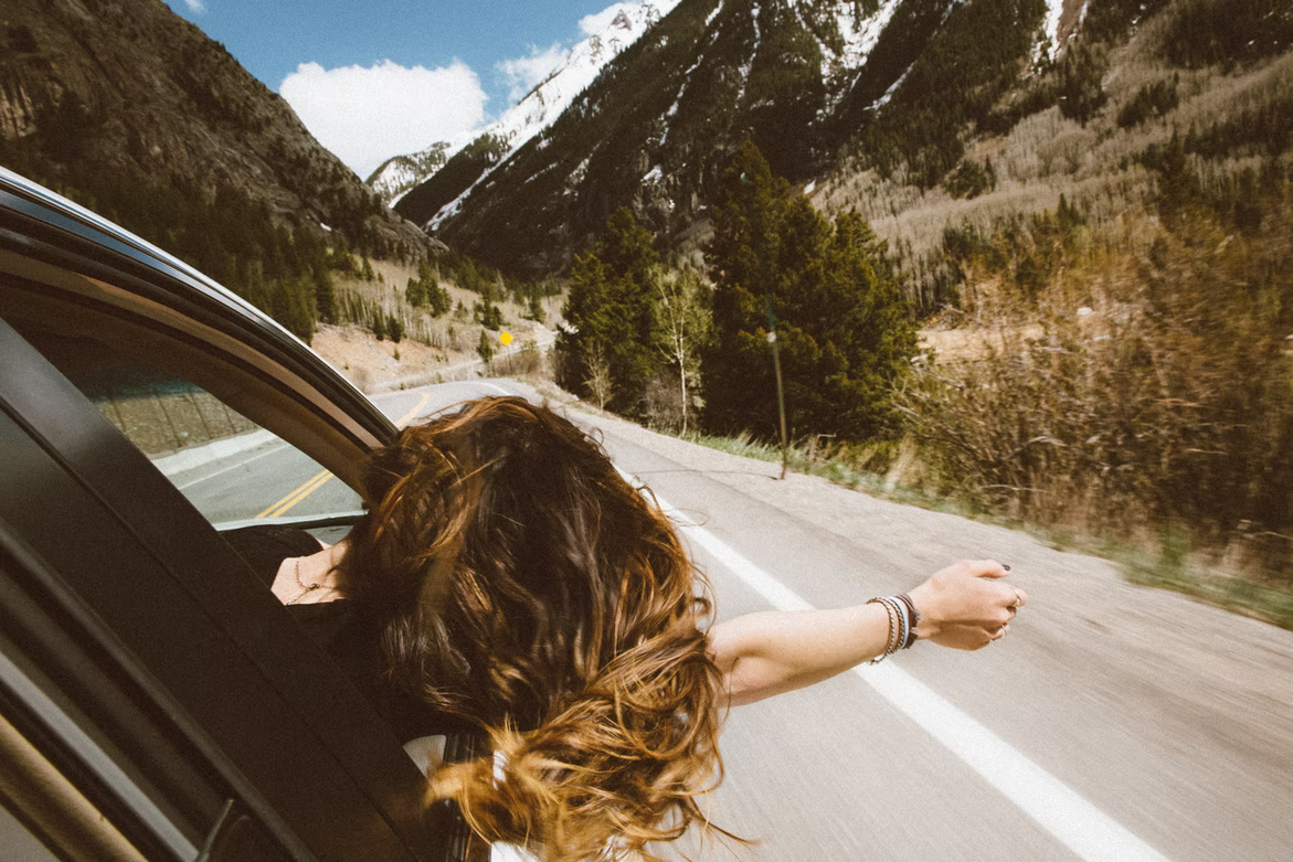 How to Stay Safe When Traveling by Car on a Road Trip