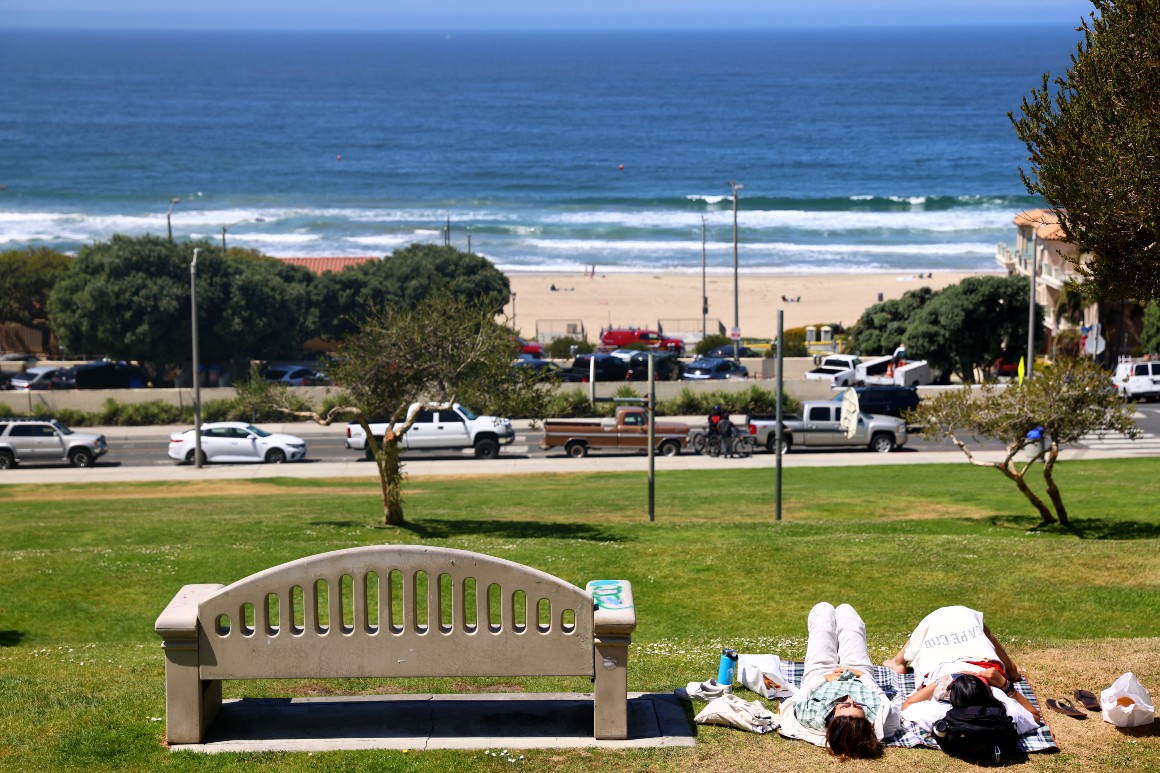 Do you want to soak up the February sun and enjoy it? California climate change guilt is not to be ignored