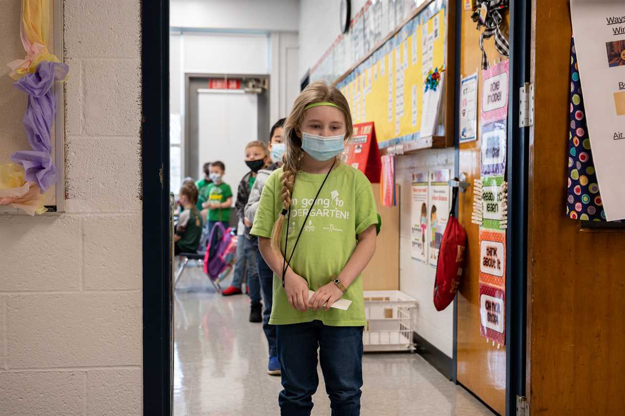 Newsom wants to eliminate school masks but teachers disagree.