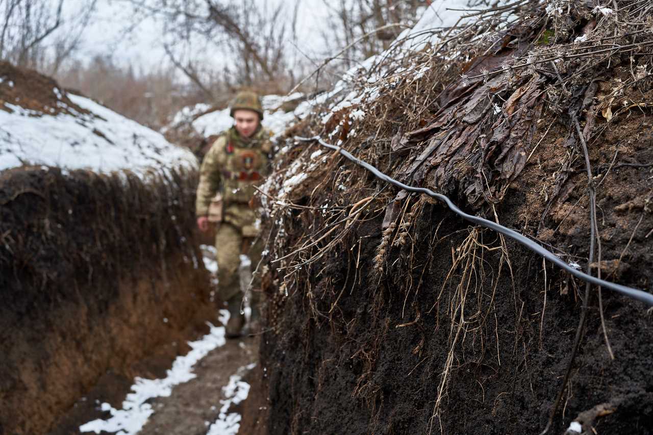 10 Days in Putin's Invisible War with Ukraine