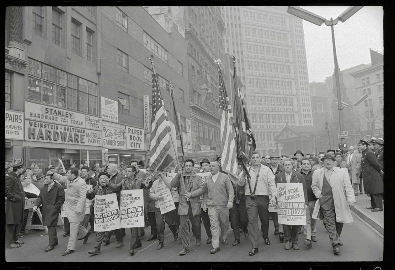 The Mob, Marlon Brando and the New Battle Over the Waterfront