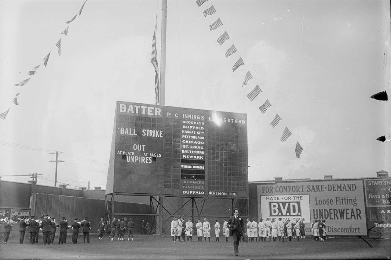 Bernie Sanders Can’t Fix Baseball