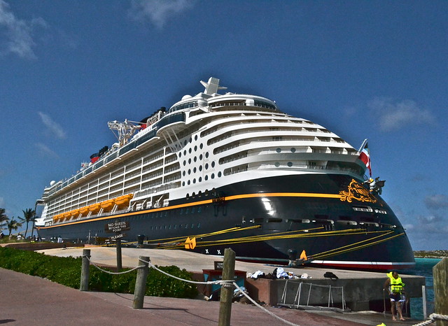 View of the disney cruise from castaway caye