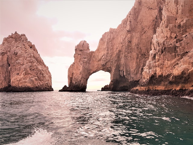 Article Title: The Best Swimmable Beaches in Cabo San Lucas