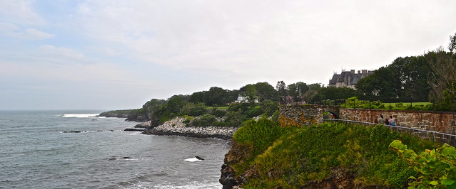 cliff walk newport rhode island