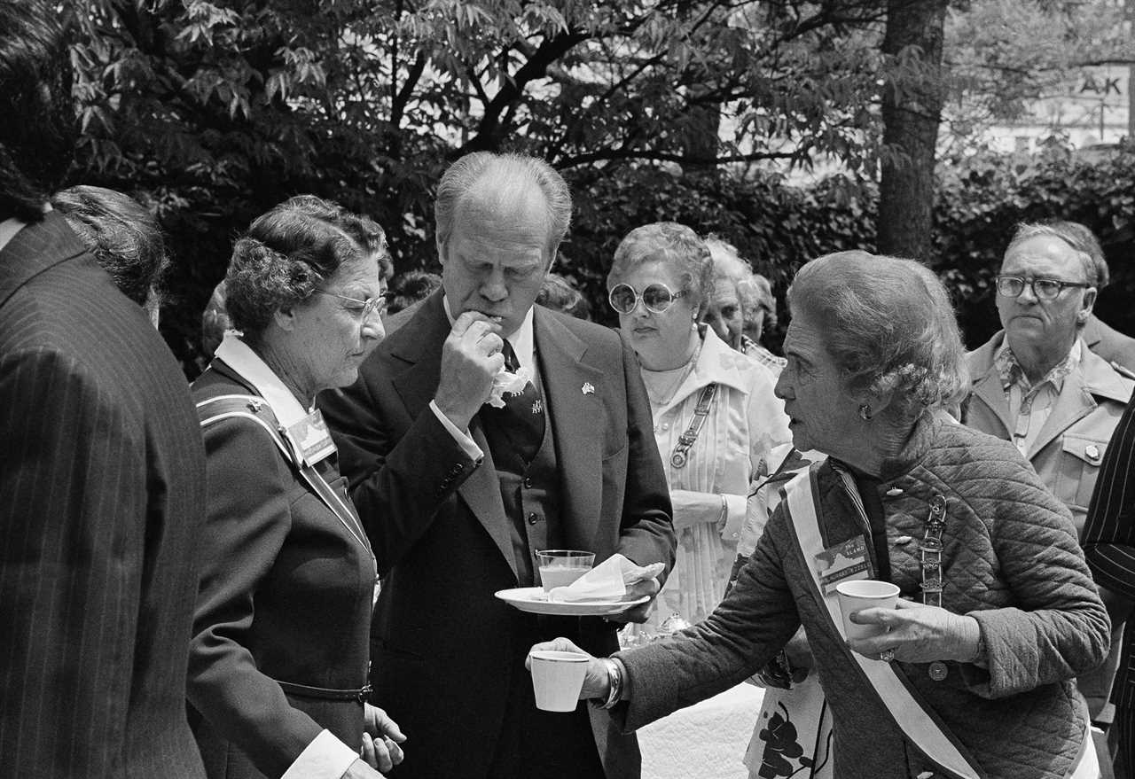 A Guide to Eating on the Campaign Trail