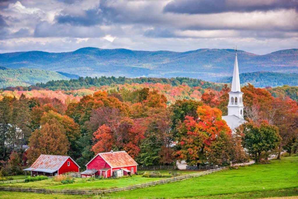 15 Top Places to Visit in the U.S. October 2022