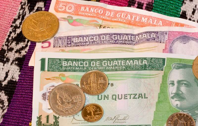 quetzales coin and bills guatemalan currency