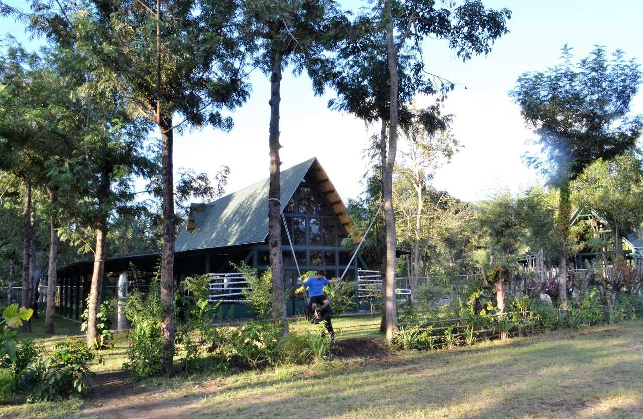 antigua green school in antigua guatemala