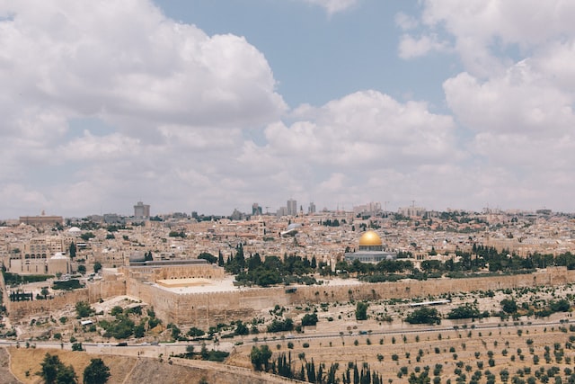 The Israel Diamond Exchange is Now Open to Tourists. Explore the Industry's Best Kept Secrets