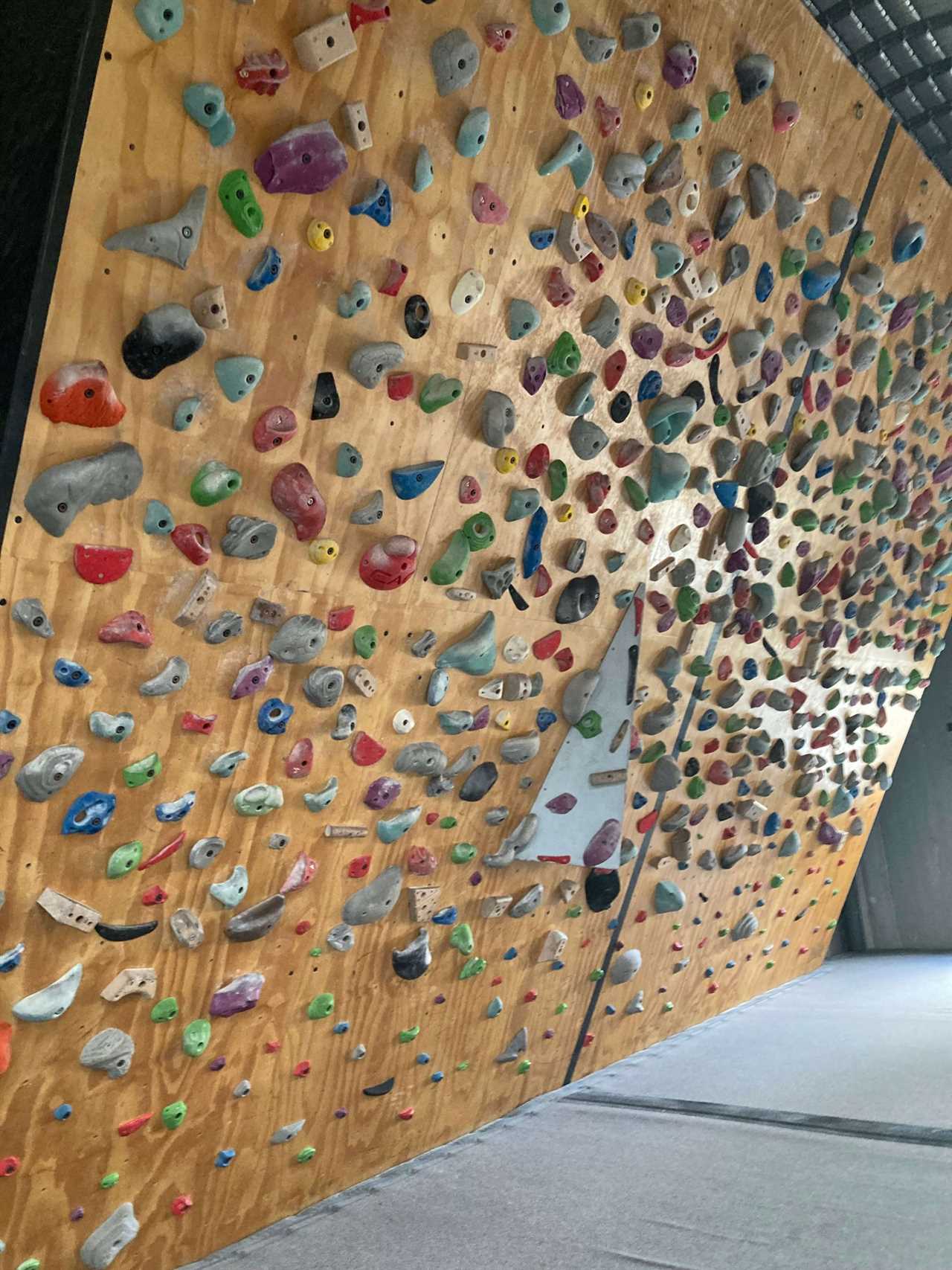 climbing board in a climbing gym in reus spain