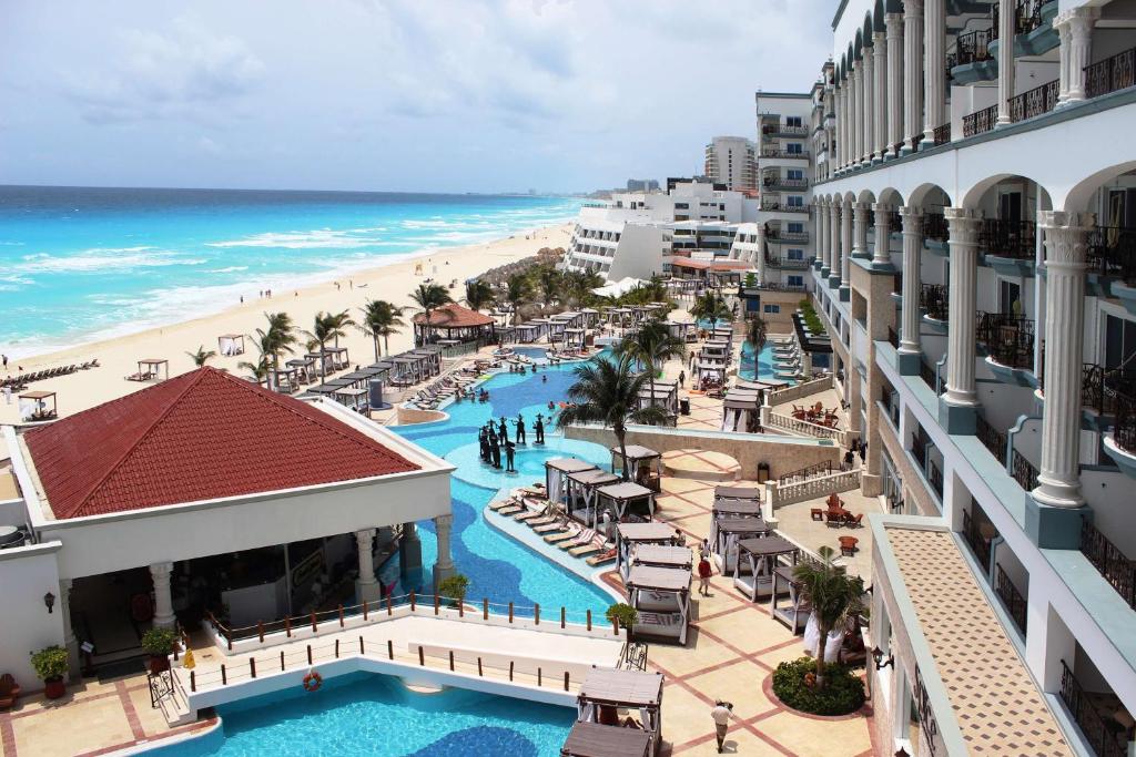 15 Most Expensive LUXURY Resorts & Hotels in CANCUN in 2022