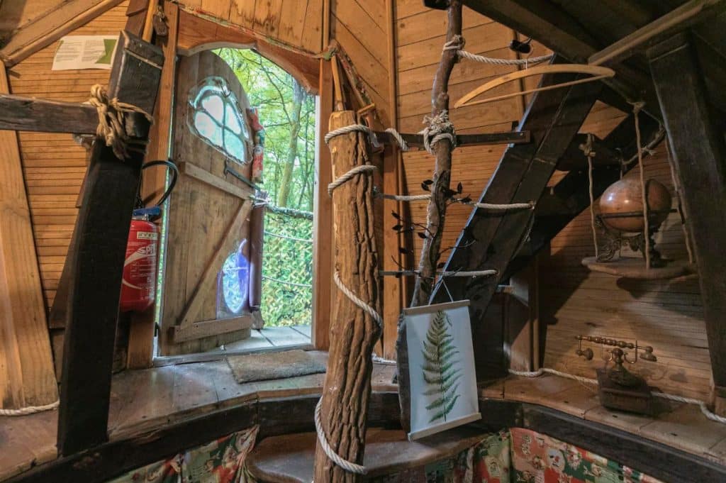 25 Coolest Picks From The AIRBNB ‘OMG’ Category Listings