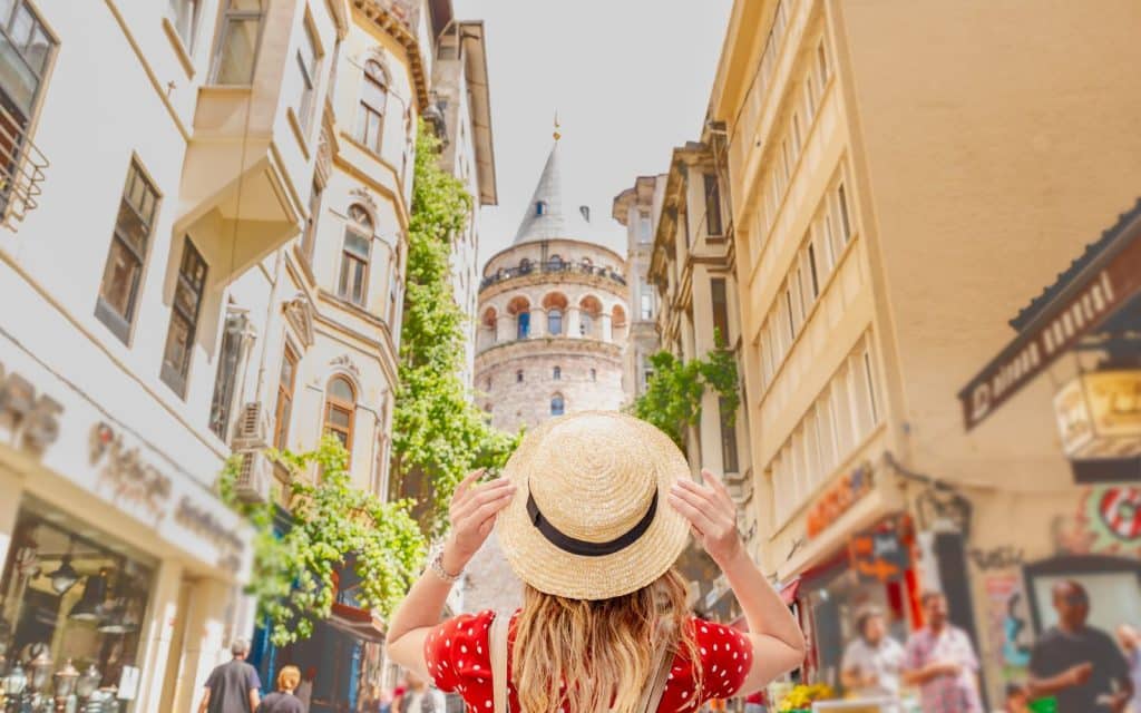 american traveler in istanbul