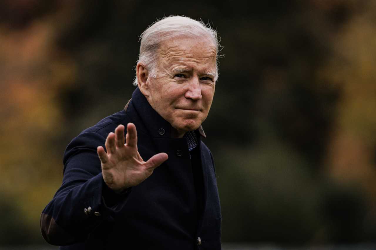 As he plans his next act, Biden's generation is leaving the stage.