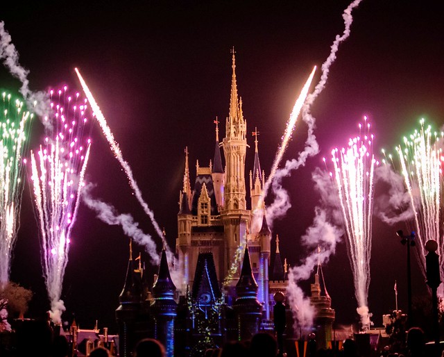 walt disney world fireworks at disney castle