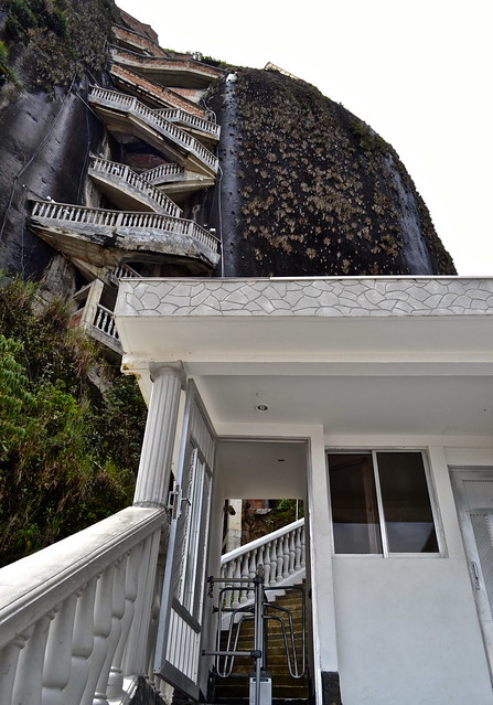 entrance to the staircase - piedra del peñol, colombia