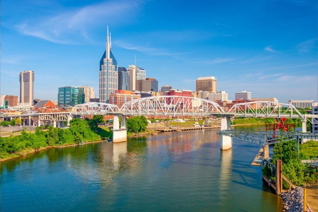 visiting nashville in april