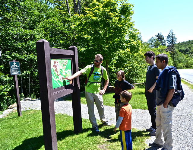 beginning of spruce loop hike - stowe vermont