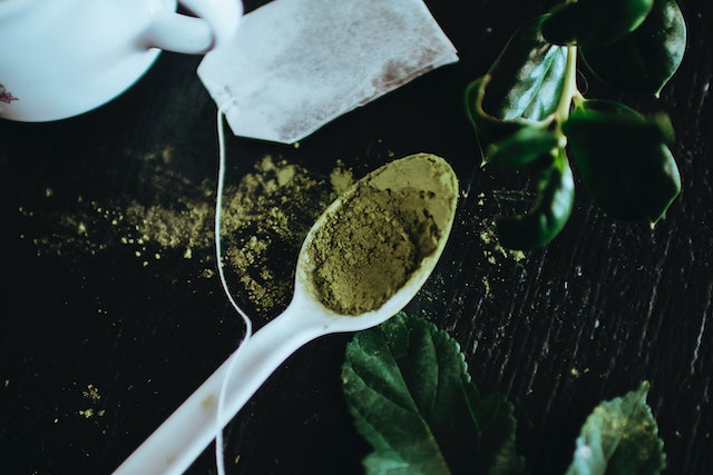 Six Reasons Green Kratom Should Be Included on Your Next Trip