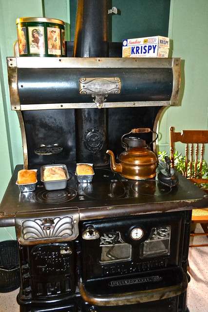 amish kitchen