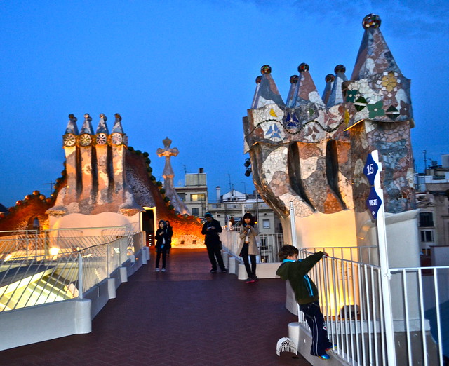 antoni gaudi casa batllo roof top