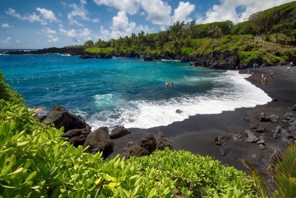 11 Best Beaches on HAWAII isLANDS to Visit in Spring 2023