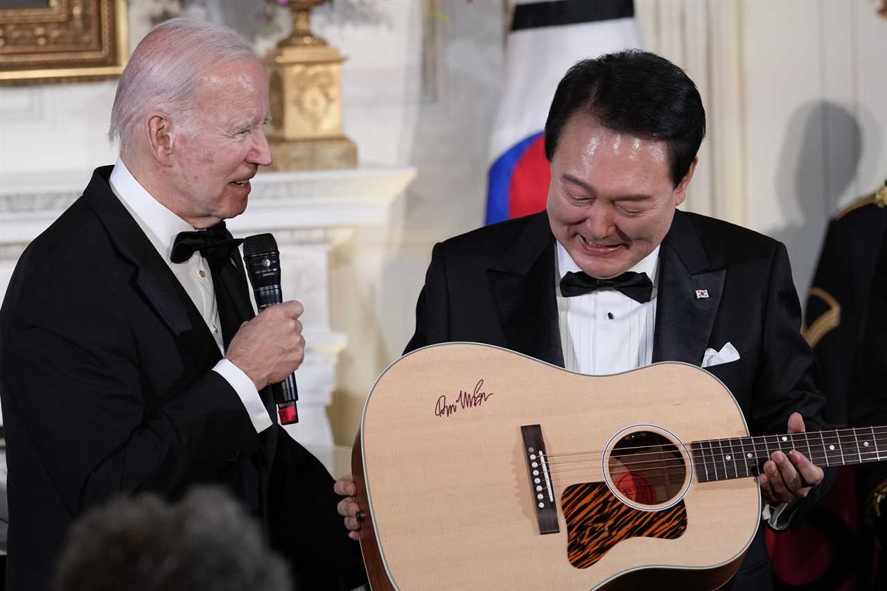 Yoon wins White House over with rendition of 'American Pie