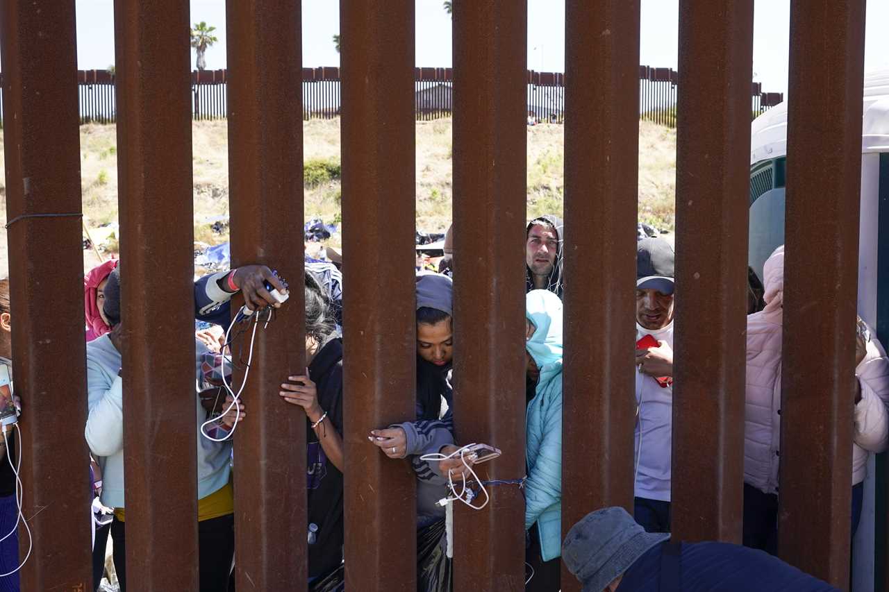 Dems split over migration solution as border tensions rise