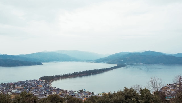 A Paradise on Earth: A Journey to Amanohashidate