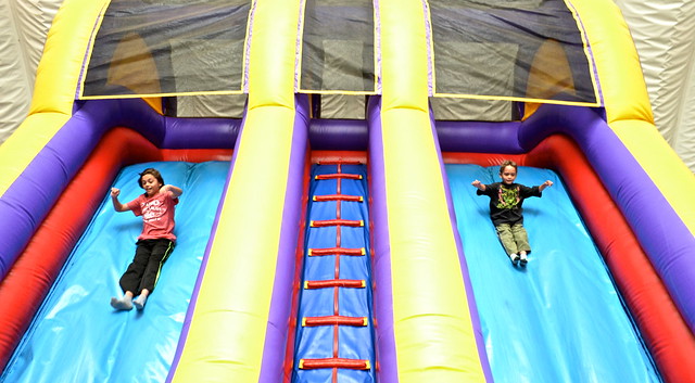 kids playing at the fun zone smuggler notch hotel