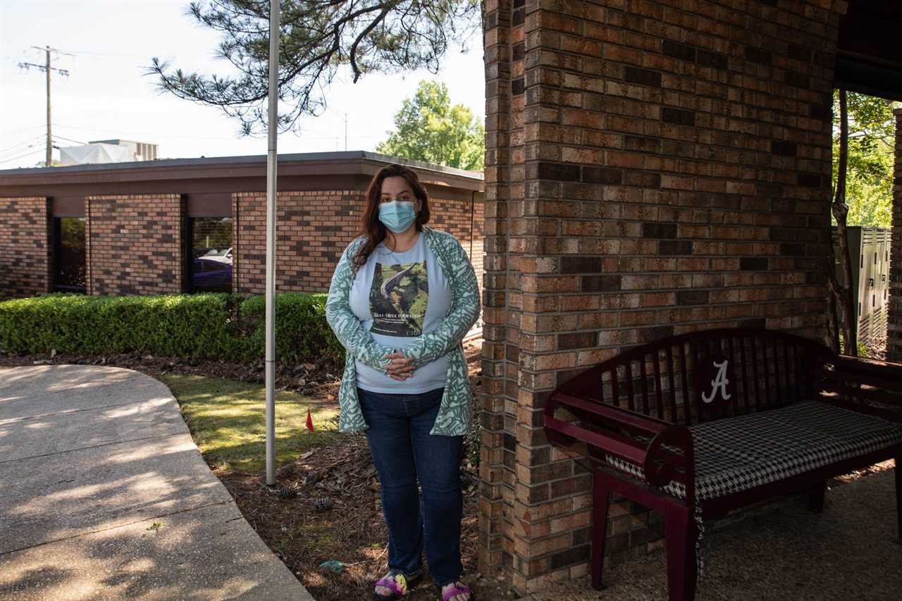 This clinic could be crucial in Alabama's health care desert. There's only one problem.