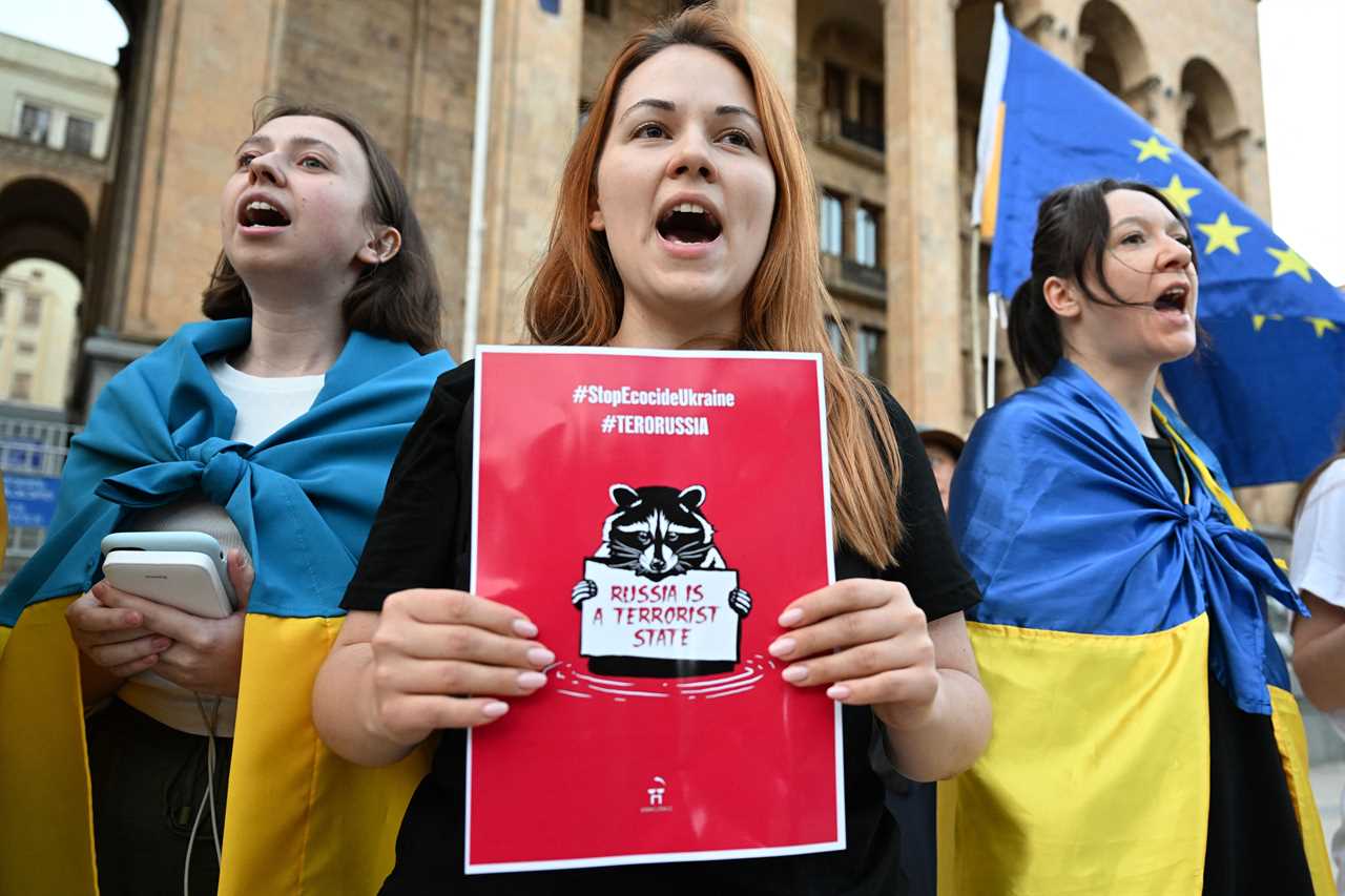 Why Ukrainian activists are not joining forces with Russian dissidents