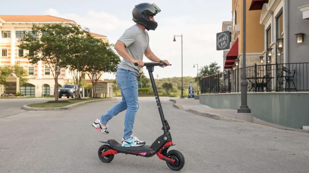 What is the controller used in dual motor electric scooters?