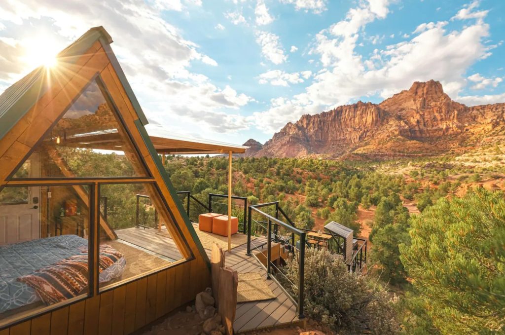 You'll Be Blown Away By These 8 Airbnbs In The Amazing views Category