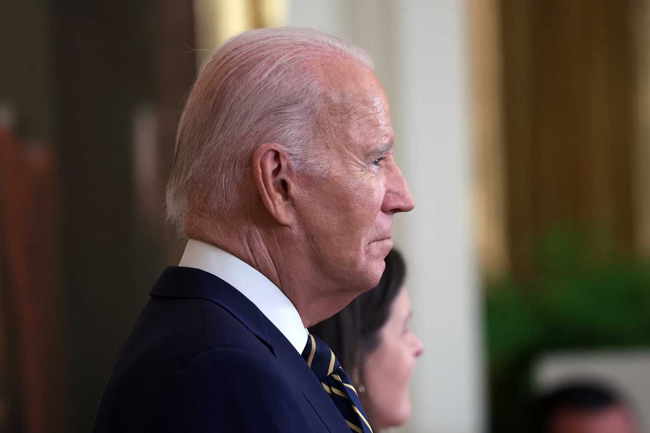 House Republicans stand between Biden and the war to save Ukraine