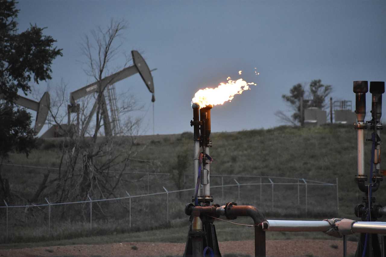 Republicans focus on gas prices, but U.S. oil production is faster than ever