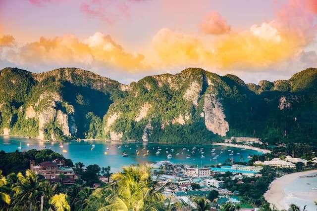 Thailand Golden Visa: A Tropical Paradise With Perks
