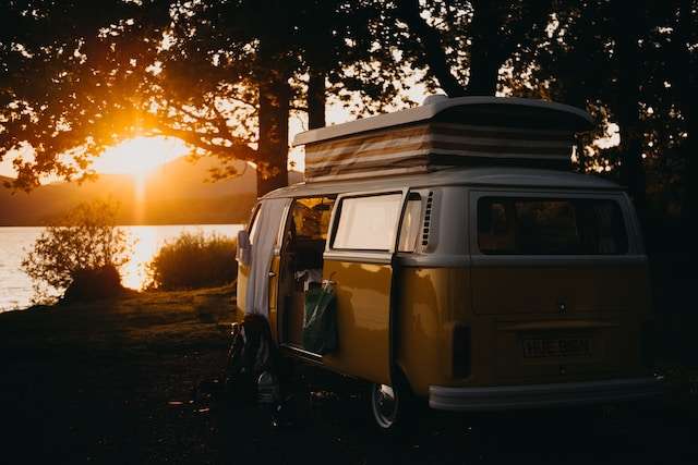 Five Tips for Students Traveling with Campers: How to Have a Road Trip in Style