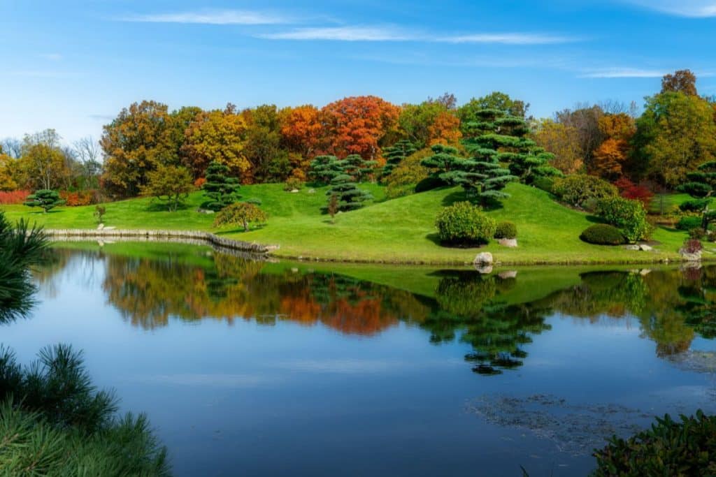 Eight Best Places to Visit in Illinois for Fall Season 2023