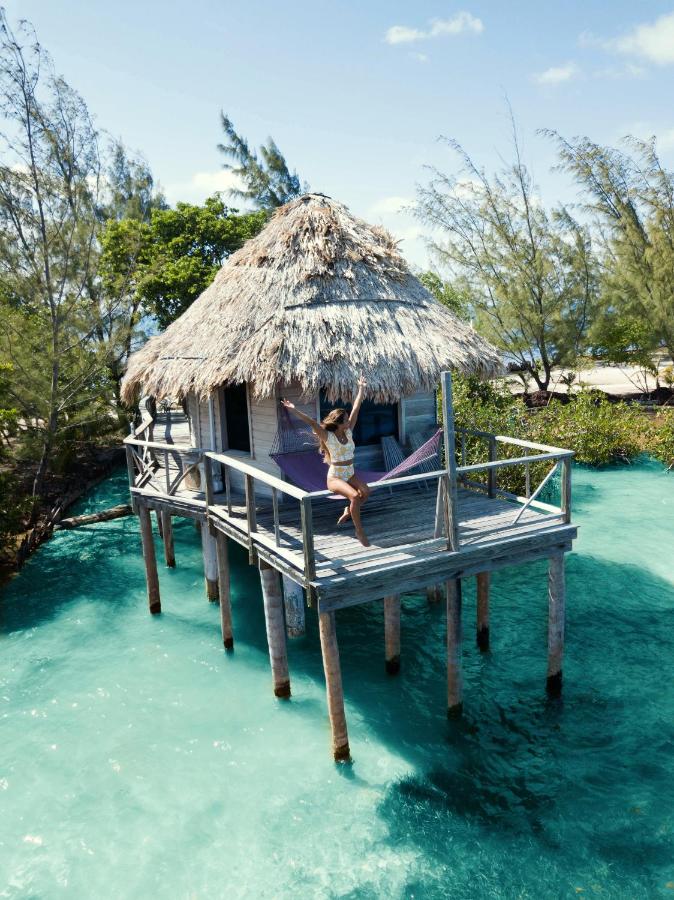 There are 8 top affordable overwater bungalows in the Caribbean