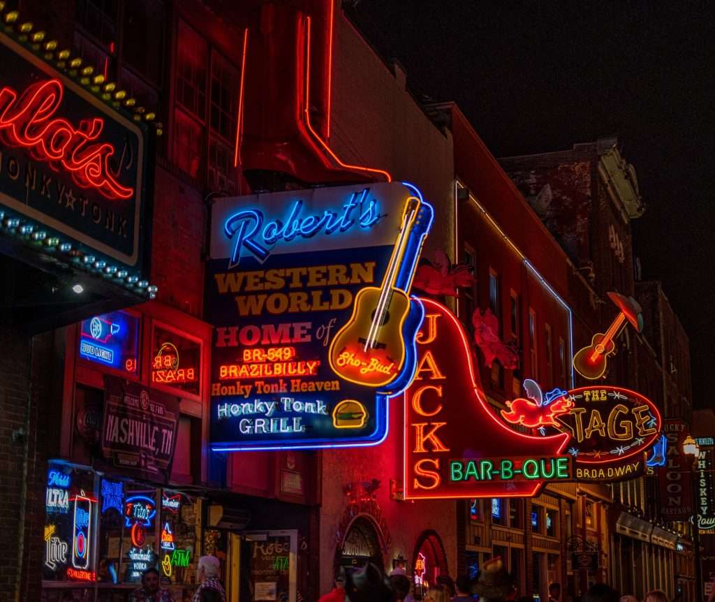 Top Four Essential Nashville Experiences You Cannot Miss